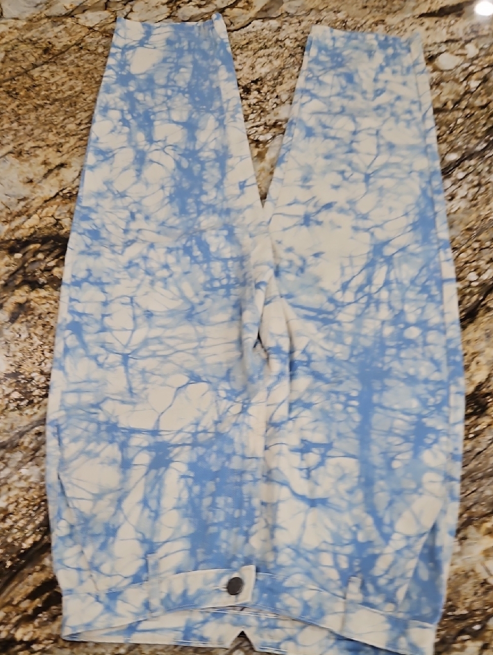 Rachel Comey Light Blue and White Tie-Dye Pants. Size 4 Inseam 25" Rise 9.5"